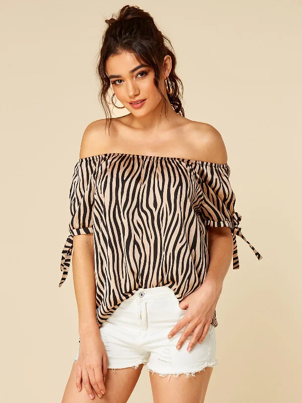 Wholesale Off The Shoulder Zebra Slit Short Sleeve Khaki Top